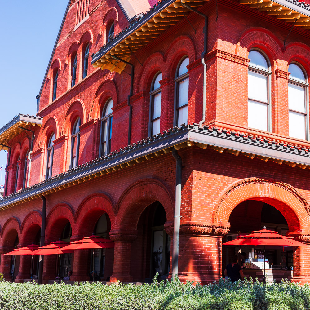 The Custom House